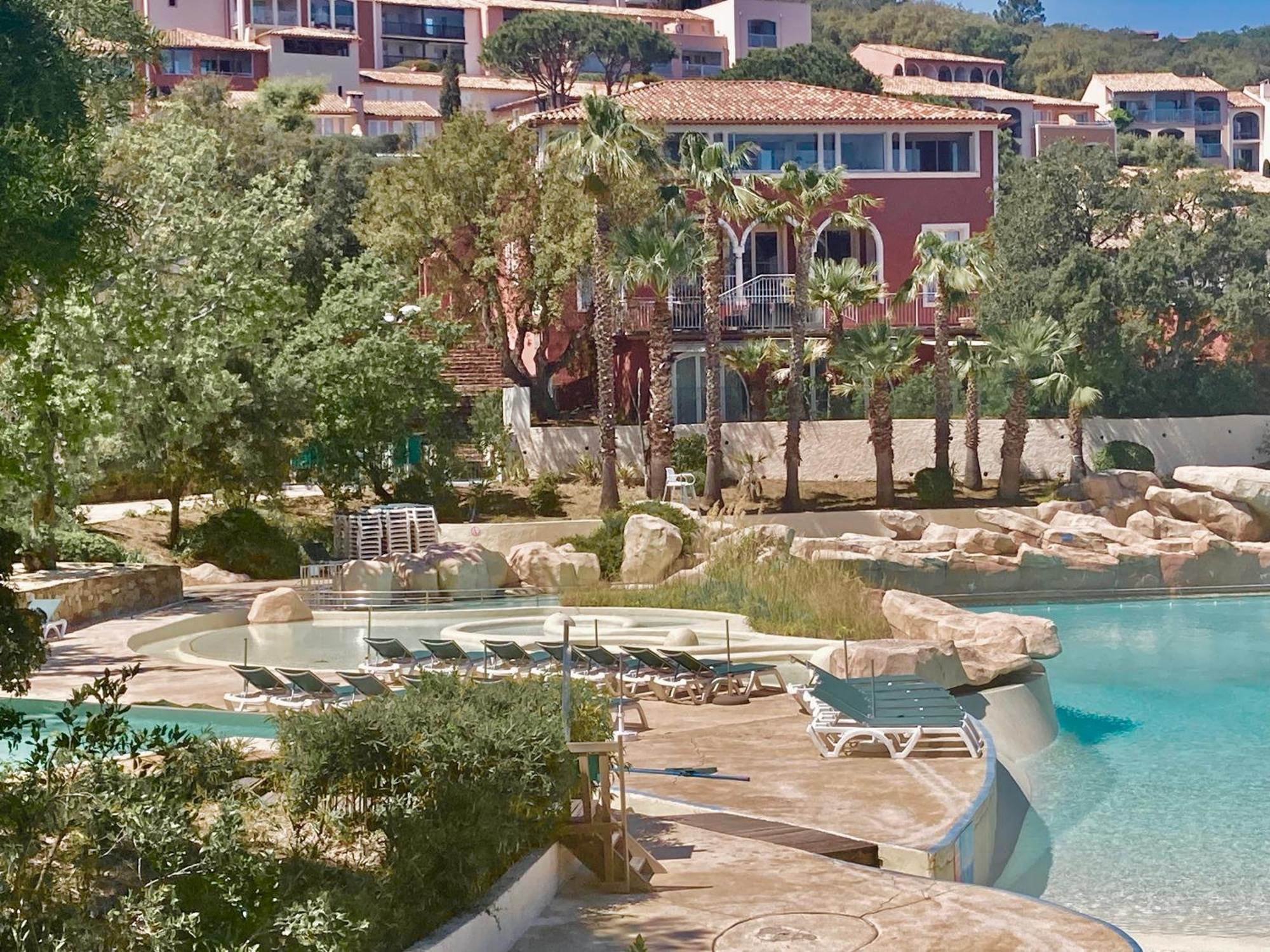 Les Restanques Vue Mer Pressoir 3131 Grimaud Exterior foto
